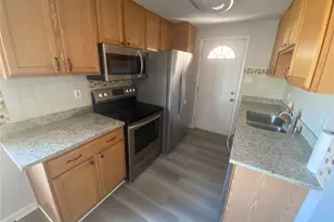 1381 Worchester St, Aurora, CO 80011 - Photo 5