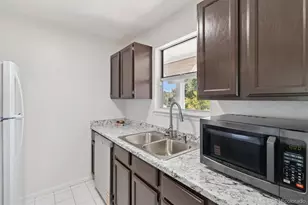 1251 S Gilbert St, Castle Rock, CO 80104 - Photo 7