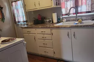 408 S Prairie Ave, Pueblo, CO 81005 - Photo 3