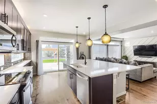 21900 E 46th Pl, Aurora, CO 80019 - Photo 5