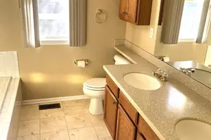 19050 E Crestridge Cir, Aurora, CO 80015 - Photo 9