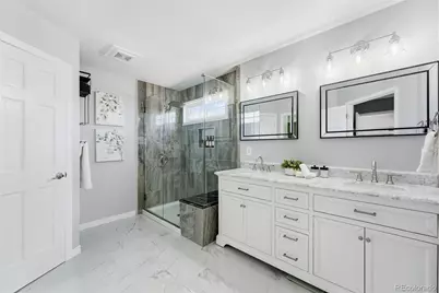 10668 W Peakview Drive, Littleton, CO 80127 - Photo 5