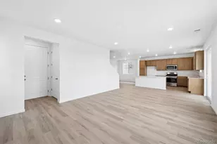 424 S Rifle St, Aurora, CO 80017 - Photo 9