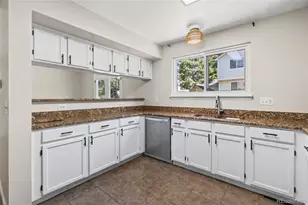 2490 S Salida Way, Aurora, CO 80013 - Photo 9