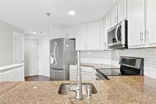 100 Park Ave, Denver, CO 80205 - Photo 15