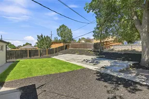 1430 Locust Pl, Thornton, CO 80229 - Photo 17