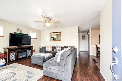 20571 E Coolidge Place, Aurora, CO 80011 - Photo 5