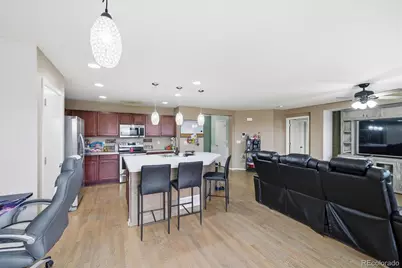 908 Stagecoach Avenue, Lochbuie, CO 80603 - Photo 7