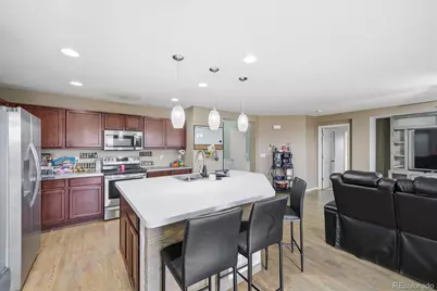 908 Stagecoach Avenue, Lochbuie, CO 80603 - Photo 5