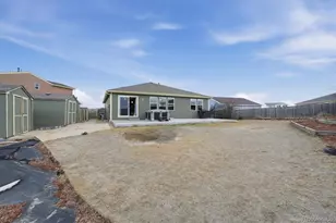 908 Stagecoach Ave, Lochbuie, CO 80603 - Photo 31