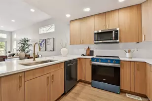 5211 E 119th Ct, Thornton, CO 80233 - Photo 5