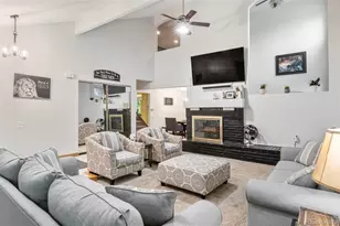 12552 E Bates Cir, Aurora, CO 80014 - Photo 5