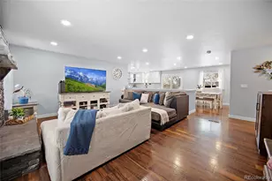 1481 S Chambers Cir, Aurora, CO 80012 - Photo 5