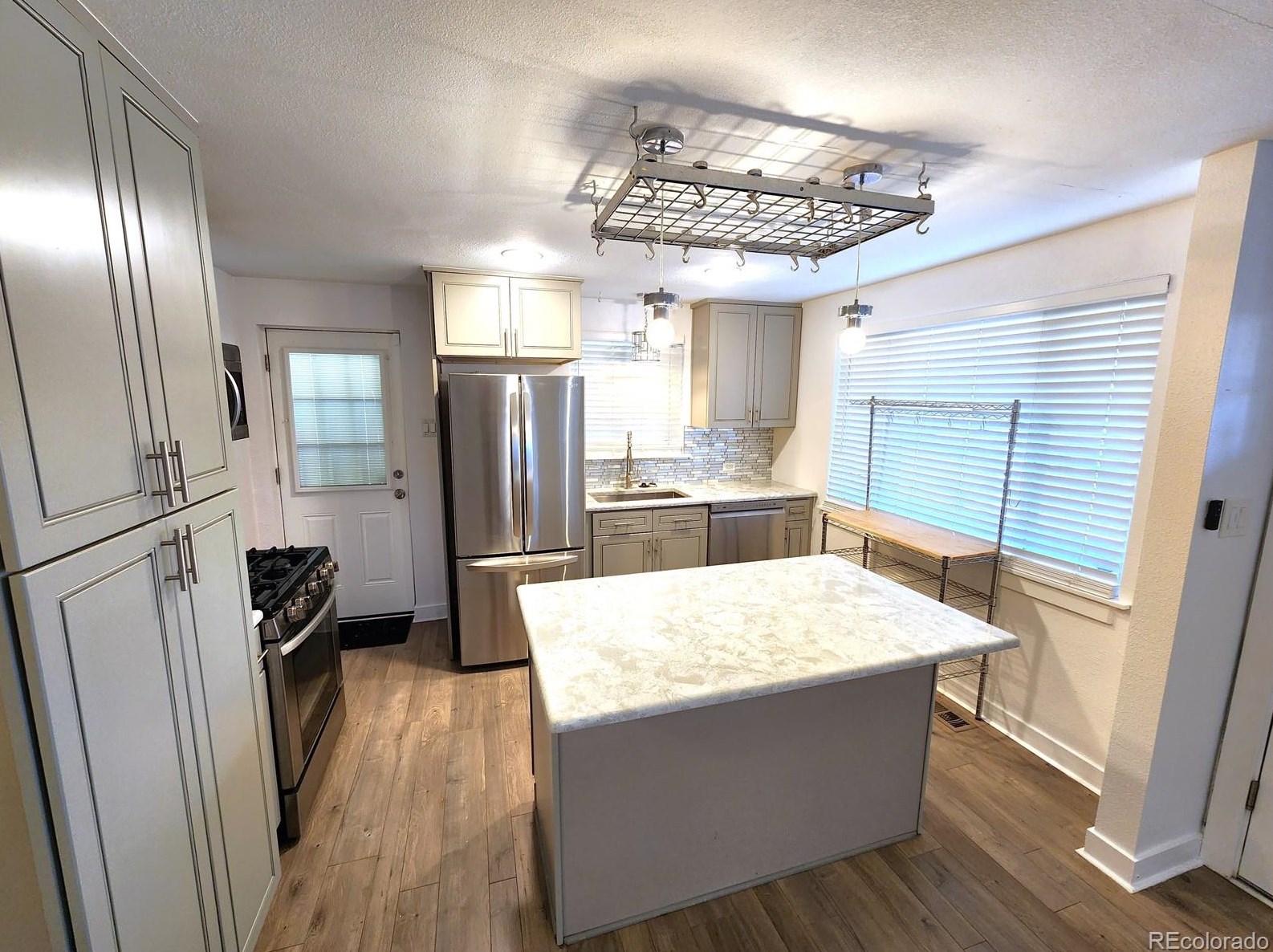 1555 Trenton St, Denver CO  80220-2042 exterior