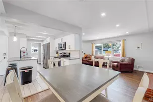 3067 S Holly Pl, Denver, CO 80222 - Photo 9