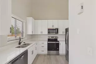 3752 S Genoa Cir, Aurora, CO 80013 - Photo 11