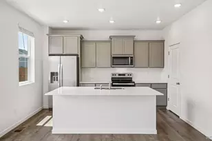 43113 Castle Stuart St, Elizabeth, CO 80107 - Photo 3