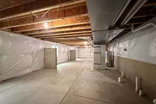 461 N Jackson Gap Way, Aurora, CO 80018 - Photo 29