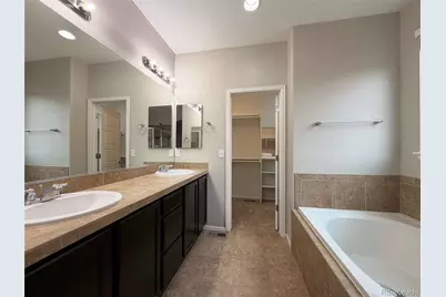 461 N Jackson Gap Way, Aurora, CO 80018 - Photo 17
