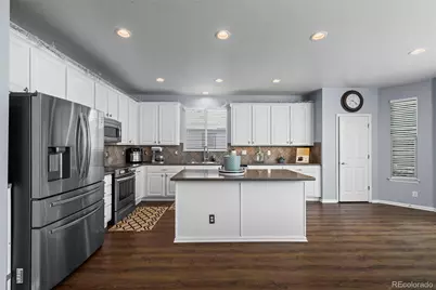 214 N Flat Rock Street, Aurora, CO 80018 - Photo 5