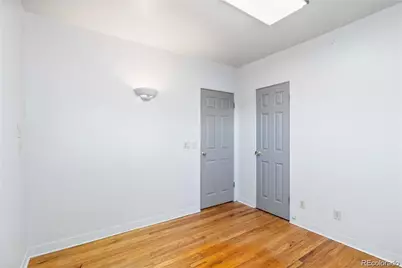 5567 E Asbury Avenue, Denver, CO 80222 - Photo 9