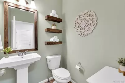 4778 S Biloxi Way, Aurora, CO 80016 - Photo 9