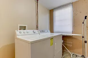 17052 E Warren Pl, Aurora, CO 80013 - Photo 29
