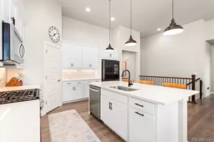 6915 S Titus St, Aurora, CO 80016 - Photo 9