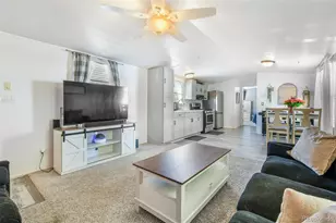 3841 N Cascade Ave, Colorado Springs, CO 80907 - Photo 3