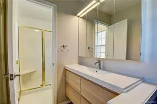 8661 E Amherst Dr, Denver, CO 80231 - Photo 21