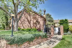 8661 E Amherst Dr, Denver, CO 80231 - Photo 43