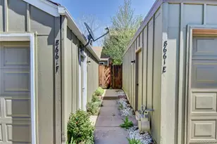 8661 E Amherst Dr, Denver, CO 80231 - Photo 37