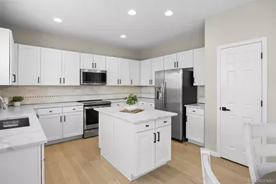 5060 S Riviera Court, Aurora, CO 80015 - Photo 7