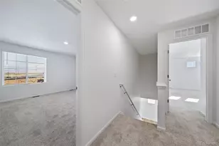 21781 E 46th Pl, Aurora, CO 80019 - Photo 39