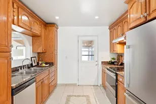 1505 S Paris Ct, Aurora, CO 80012 - Photo 17