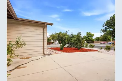 1505 S Paris Court, Aurora, CO 80012 - Photo 49