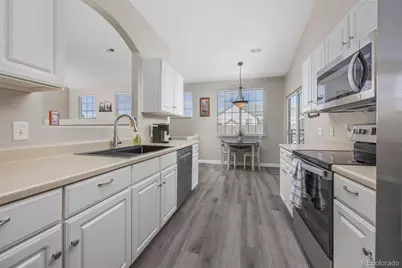 22520 E Ontario Drive #202, Aurora, CO 80016 - Photo 9