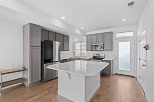 10182 Zeno St, Commerce City, CO 80022 - Photo 9
