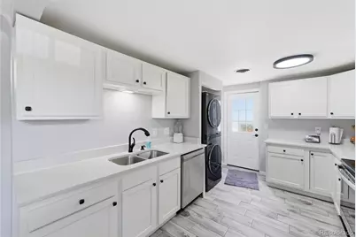 5315 W Shirley Place, Lakewood, CO 80232 - Photo 7