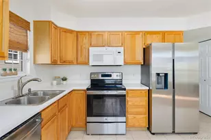 5712 W Asbury Pl, Denver, CO 80227 - Photo 9