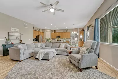4514 S Valdai Circle, Aurora, CO 80015 - Photo 5