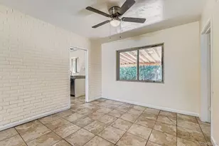 929 Quentin St, Aurora, CO 80011 - Photo 5