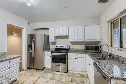 929 Quentin Street, Aurora, CO 80011 - Photo 7