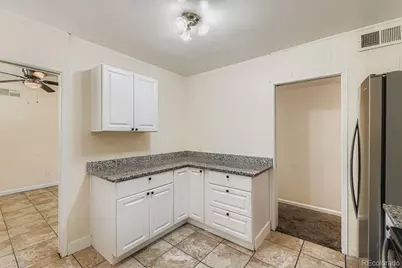 929 Quentin Street, Aurora, CO 80011 - Photo 9