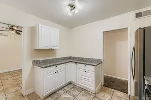 929 Quentin St, Aurora, CO 80011 - Photo 9