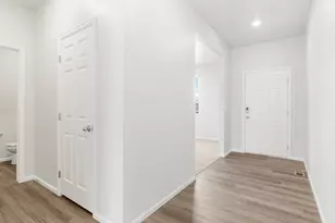 7300 27th Street Rd, Greeley, CO 80634 - Photo 3