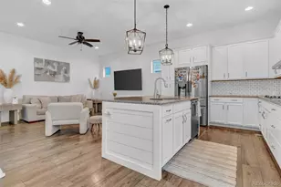 9335 E 58th Dr, Denver, CO 80238 - Photo 9