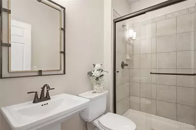 22386 E Arbor Place, Aurora, CO 80016 - Photo 13