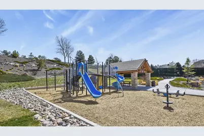 22386 E Arbor Place, Aurora, CO 80016 - Photo 23