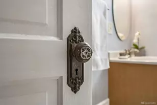 1060 St Paul St, Denver, CO 80206 - Photo 21